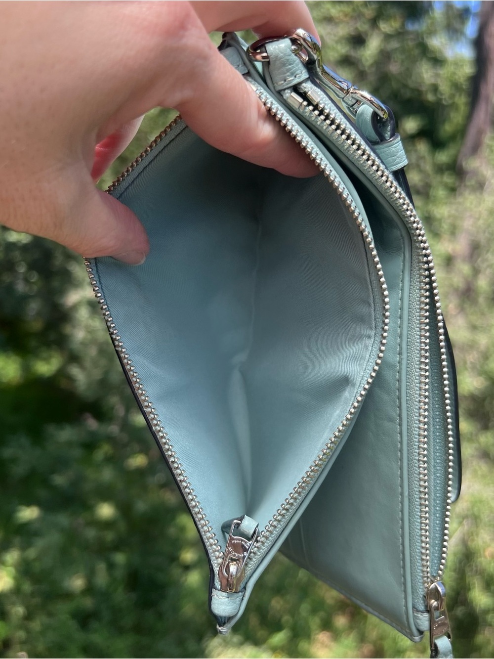 COACH Blue Pebble Leather Wristet Clutch Wallet with Silver Hardware AUTHENTIC - Picture 4 of 10